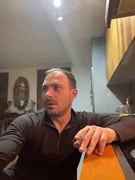 Adventurehotman online show from 04.08.26