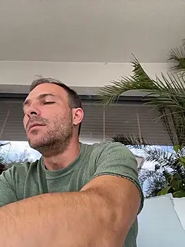 Snapshot of Adventurehotman chatting on 06.27.26 Adventurehotman online show from 06.27.26