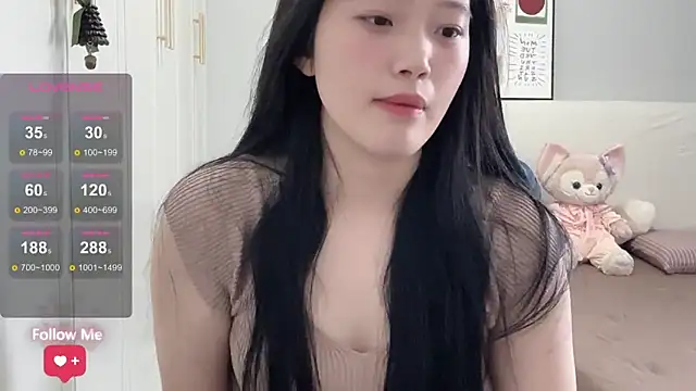 Snapshot of rose-u chatting on 05.02.26 rose-u online show from 05.02.26