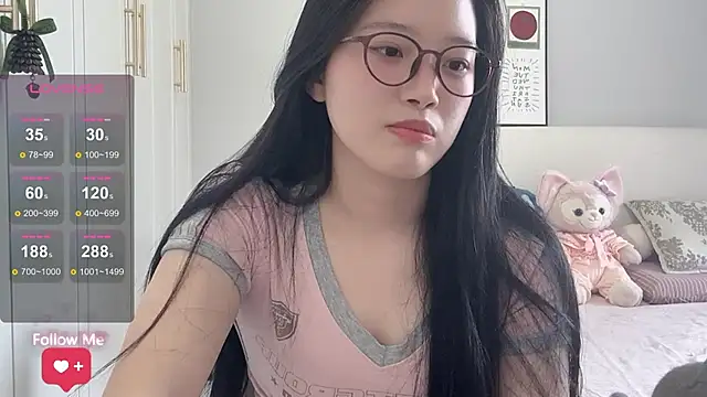 Snapshot of rose-u chatting on 05.10.26 rose-u online show from 05.10.26