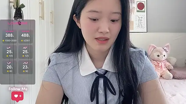 Snapshot of rose-u chatting on 05.18.26 rose-u online show from 05.18.26