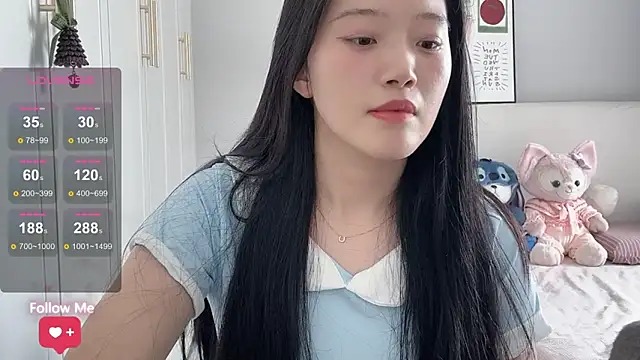 Snapshot of rose-u chatting on 05.20.26 rose-u online show from 05.20.26