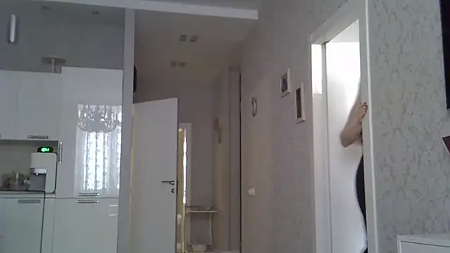 ZarinaSwift online show from 03.11.25