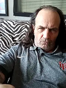 Hotbodyscottie online show from 12.29.24