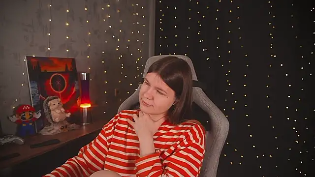 Snapshot of cuteamberlyyy chatting on 02.02.26 cuteamberlyyy online show from 02.02.26