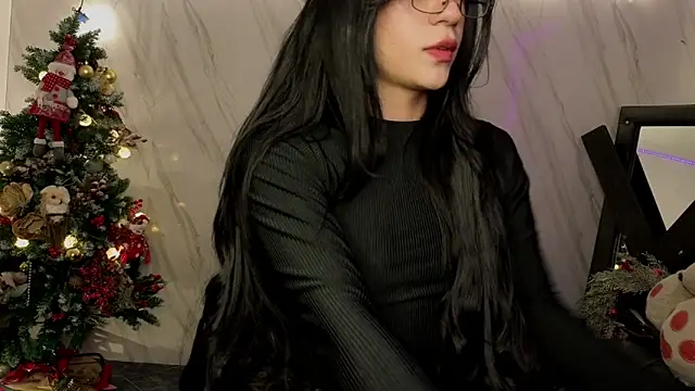 Snapshot of jeimy_garcia chatting on 12.16.25 jeimy garcia online show from 12.16.25