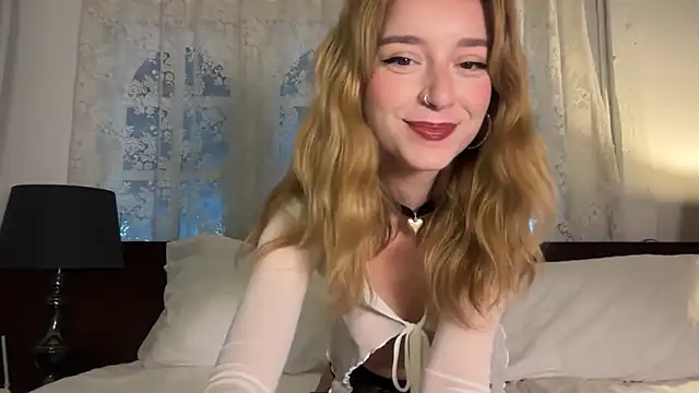 Snapshot of SirenaBelle chatting on 05.01.26 SirenaBelle online show from 05.01.26