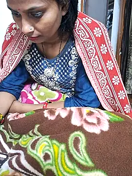 Snapshot of Babita03 chatting on 01.14.25 Babita03 online show from 01.14.25