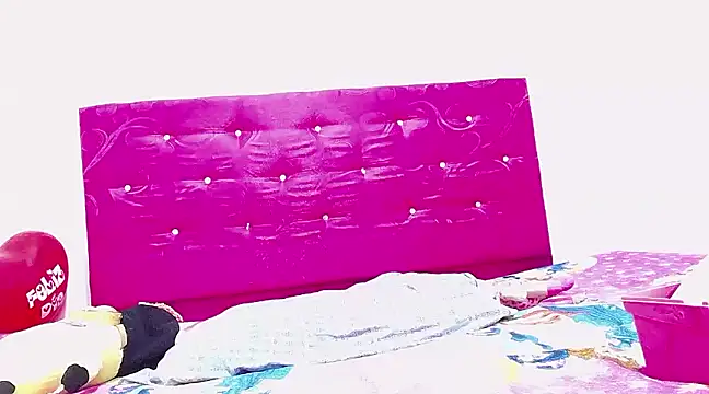 Snapshot of candy_dustano691 chatting on 12.27.24 candy dustano691 online show from 12.27.24