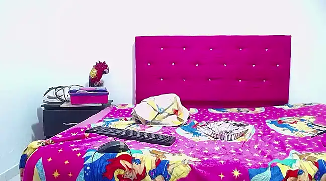 Snapshot of candy_dustano691 chatting on 01.26.25 candy dustano691 online show from 01.26.25