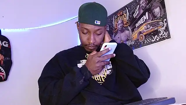 Snapshot of king__Black chatting on 02.14.26 king Black online show from 02.14.26