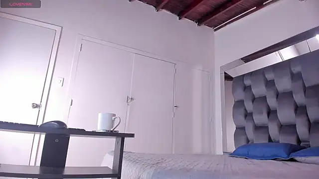 Snapshot of pamela-wells chatting on 02.10.26 pamela-wells online show from 02.10.26