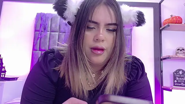 MeryStone online show from 10.23.25