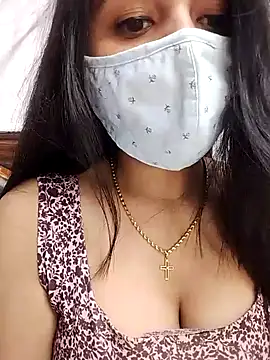 Snapshot of Gloie4u chatting on 01.20.25 Gloie4u online show from 01.20.25