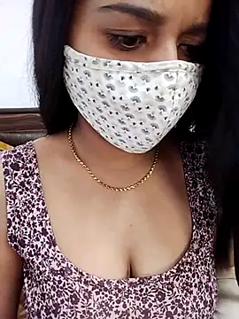 Snapshot of Gloie4u chatting on 02.25.25 Gloie4u online show from 02.25.25