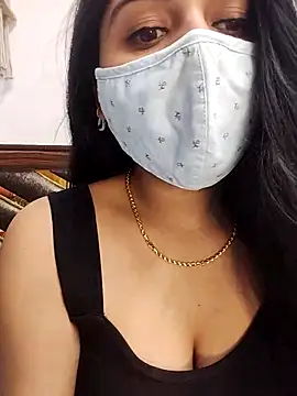 Snapshot of Gloie4u chatting on 03.06.25 Gloie4u online show from 03.06.25