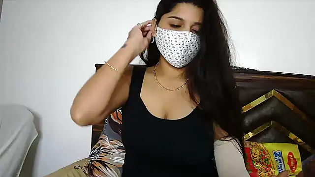 Snapshot of Gloie4u chatting on 10.11.25 Gloie4u online show from 10.11.25