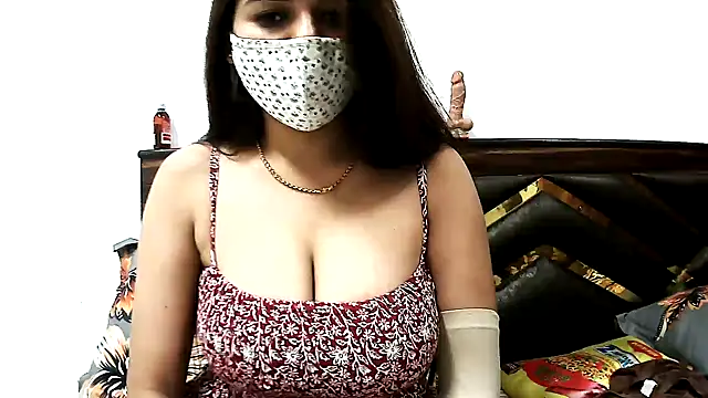 Snapshot of Gloie4u chatting on 02.19.26 Gloie4u online show from 02.19.26