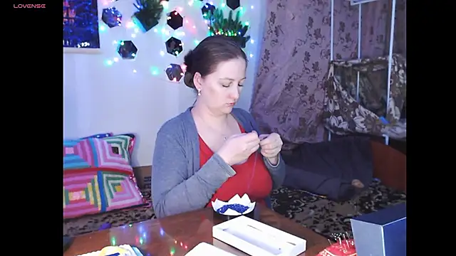 Sakura Green online show from 02.19.26