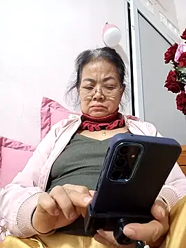 Hotestlove online show from 02.04.26