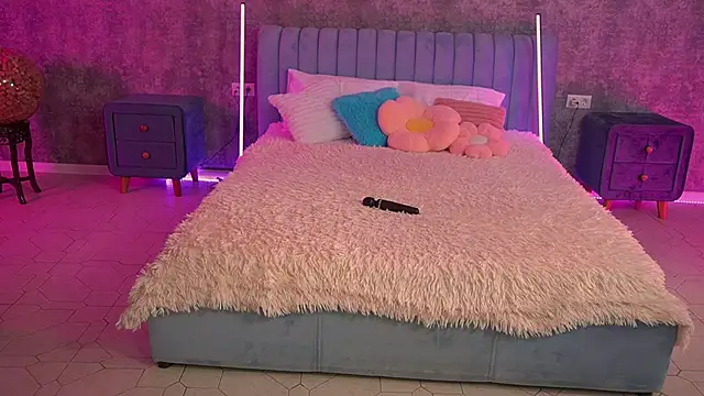 LiaBrazzerr online show from 04.17.26