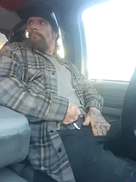 Snapshot of Crackkers chatting on 12.02.24 Crackkers online show from 12.02.24