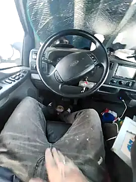 Snapshot of Crackkers chatting on 01.06.25 Crackkers online show from 01.06.25