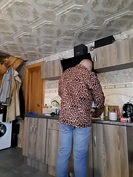 Foxyshaved online show from 01.26.25