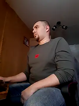 Foxyshaved online show from 02.10.25