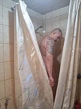 Snapshot of Foxyshaved chatting on 05.31.26 Foxyshaved online show from 05.31.26