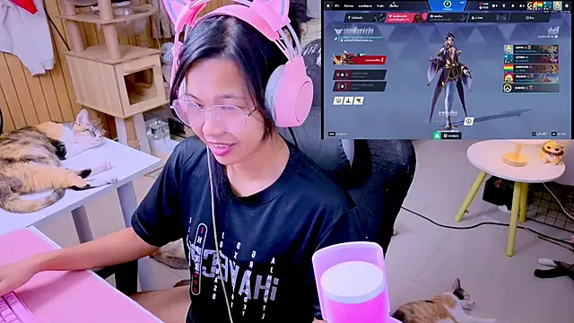 Kana G online show from 04.10.26