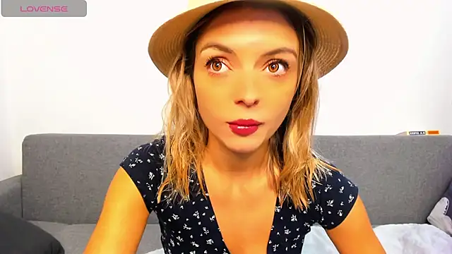  ellen meow  online show from 11.09.25