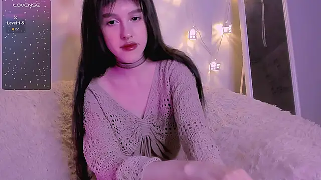 Sofagreen  online show from 03.22.25