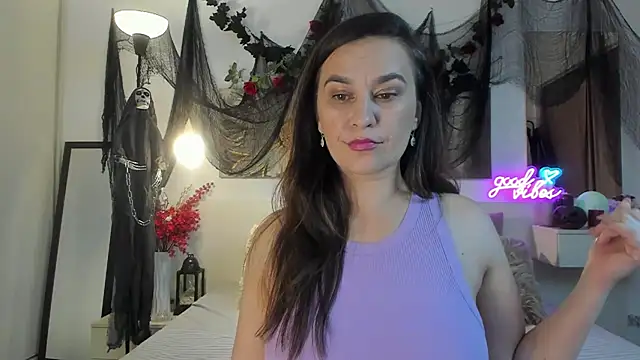 JoyCasidy online show from 10.28.25