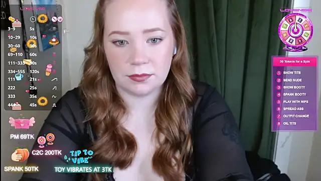 MissLolaLuxxx online show from 02.01.26