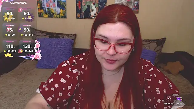 Snapshot of JuliaKeln chatting on 03.26.26 JuliaKeln online show from 03.26.26