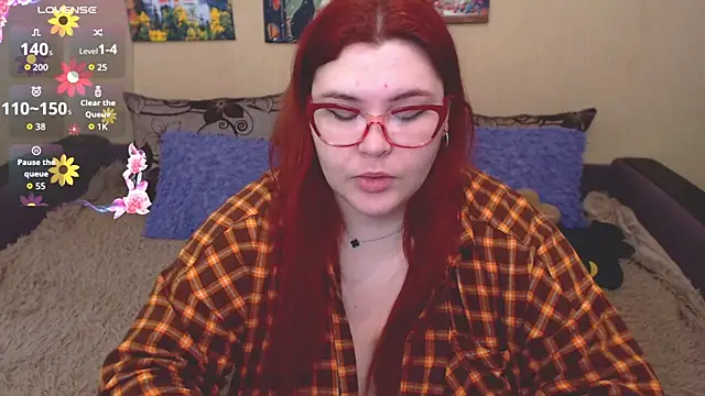 Snapshot of JuliaKeln chatting on 03.29.26 JuliaKeln online show from 03.29.26