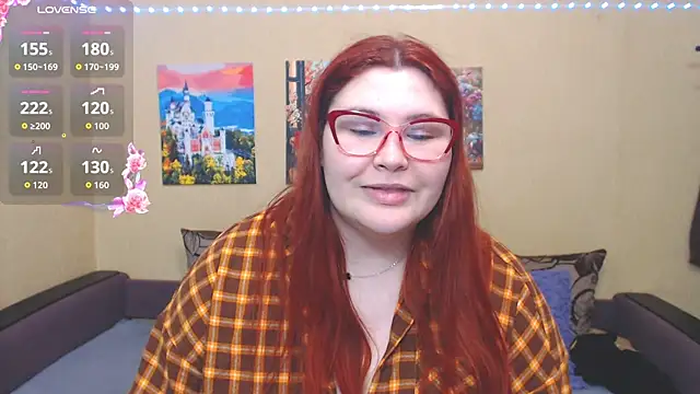 Snapshot of JuliaKeln chatting on 04.06.26 JuliaKeln online show from 04.06.26