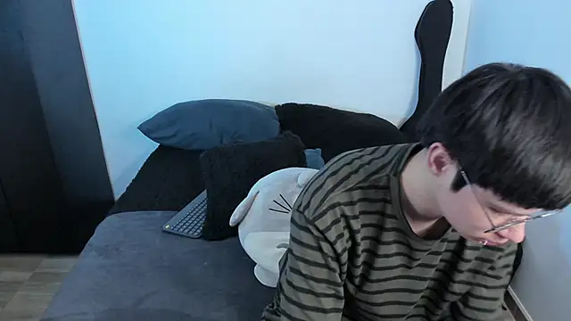 Aventure Twinks online show from 01.10.26