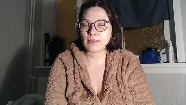 Snapshot of Nina7HotCherry chatting on 01.25.25 Nina7HotCherry online show from 01.25.25