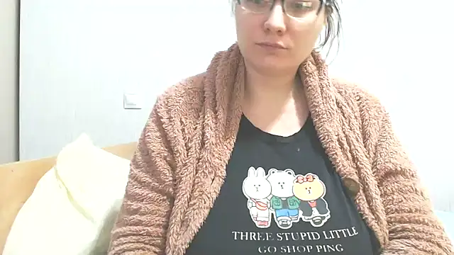 Snapshot of Nina7HotCherry chatting on 02.12.25 Nina7HotCherry online show from 02.12.25
