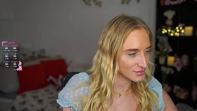 Snapshot of Nicolette__Shea_ chatting on 12.28.24 Nicolette Shea online show from 12.28.24