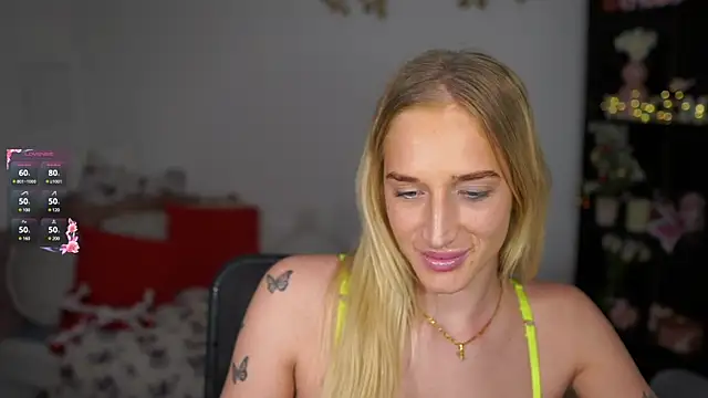 Snapshot of Nicolette__Shea_ chatting on 01.05.25 Nicolette Shea online show from 01.05.25