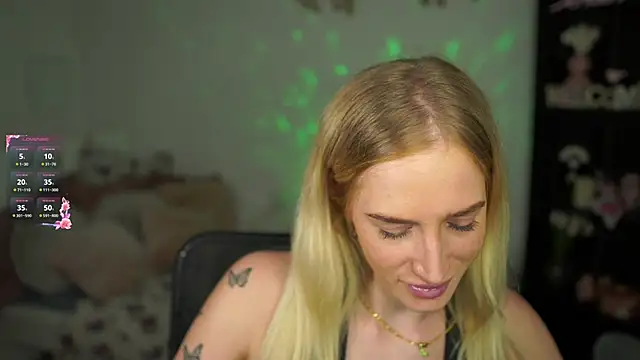 Snapshot of Nicolette__Shea_ chatting on 01.09.25 Nicolette Shea online show from 01.09.25