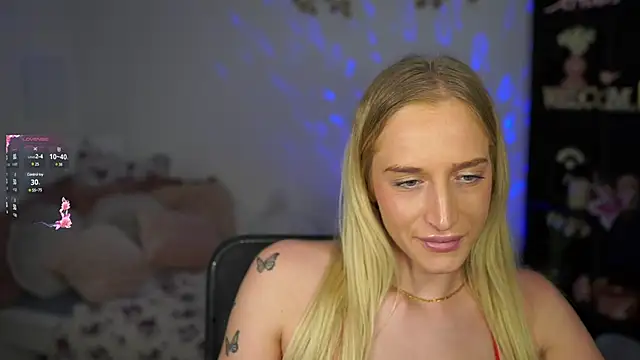 Snapshot of Nicolette__Shea_ chatting on 01.13.25 Nicolette Shea online show from 01.13.25