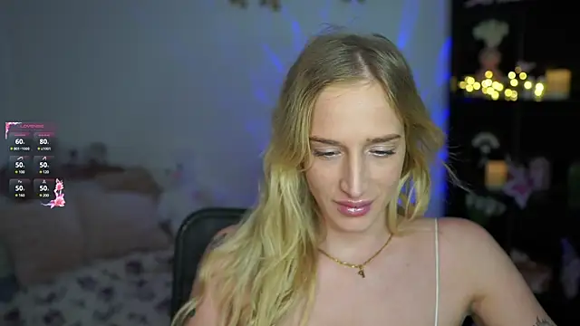 Snapshot of Nicolette__Shea_ chatting on 01.17.25 Nicolette Shea online show from 01.17.25