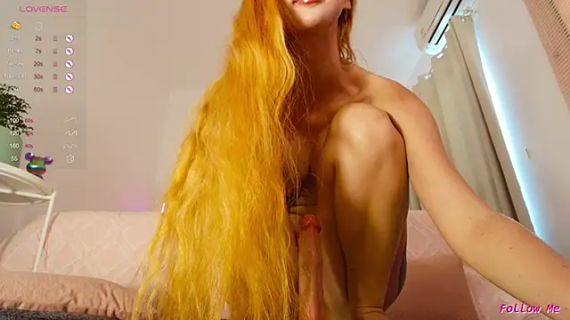 AudreyDevil online show from 10.27.25