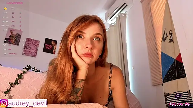 Snapshot of AudreyDevil chatting on 03.11.26 AudreyDevil online show from 03.11.26