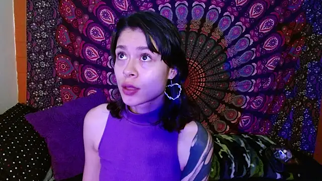 AbbySccott online show from 12.23.24