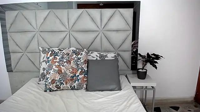 nina pons online show from 01.09.25